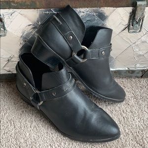 Kelsi Dagger Brooklyn Black Vermont Leather Bootie
